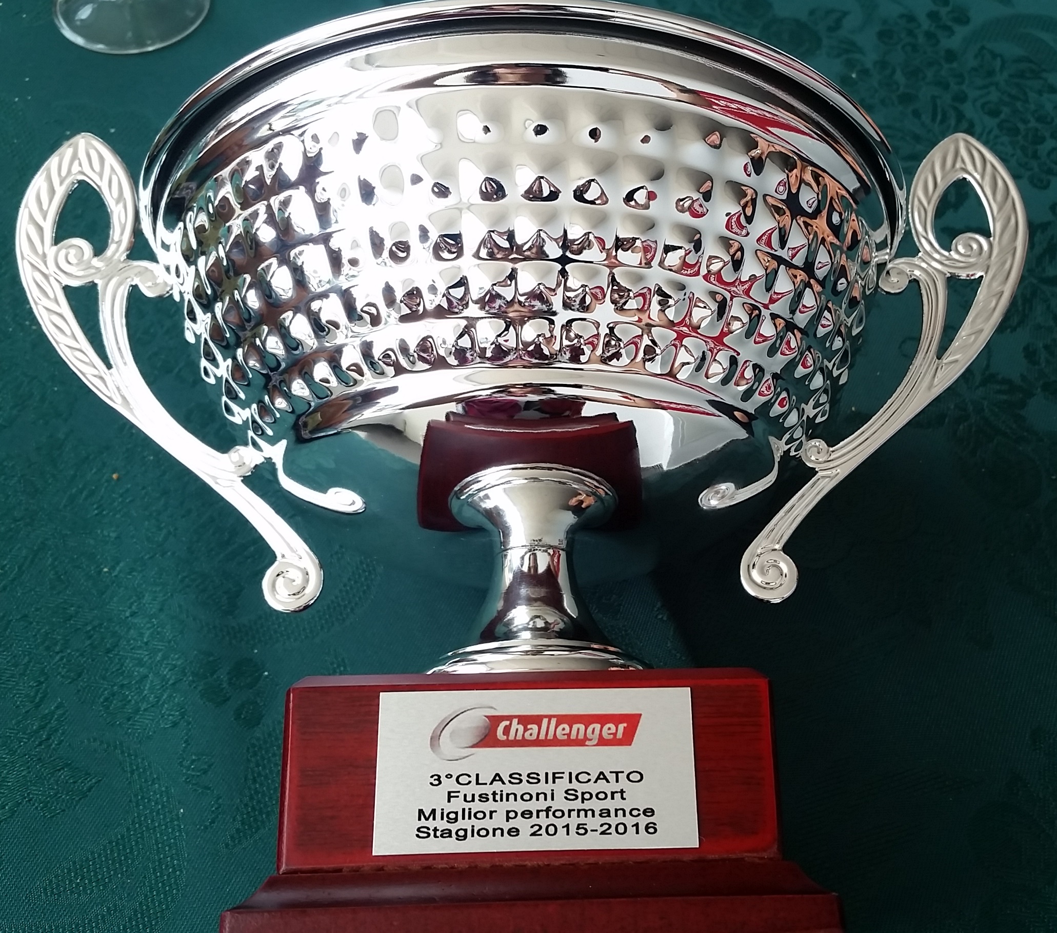 premio CHALLENGER miglior performance 2016 fustinoni sort