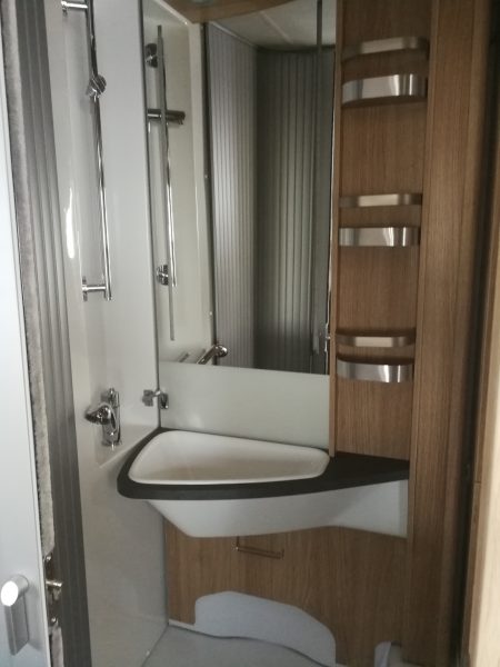 knaus-sky-wave-650-meg-2020-fustinoni-18